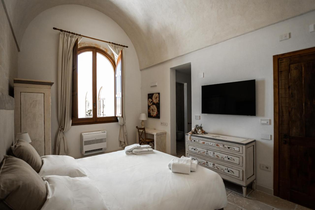 Masseria Torleanzi Wine Relais San Pietro Vernotico Eksteriør bilde