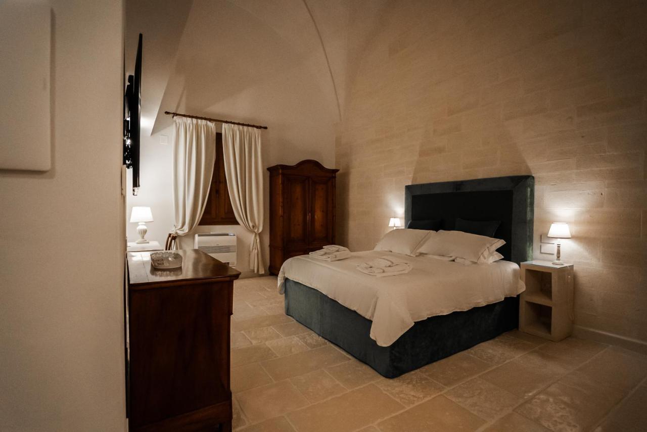 Masseria Torleanzi Wine Relais San Pietro Vernotico Eksteriør bilde